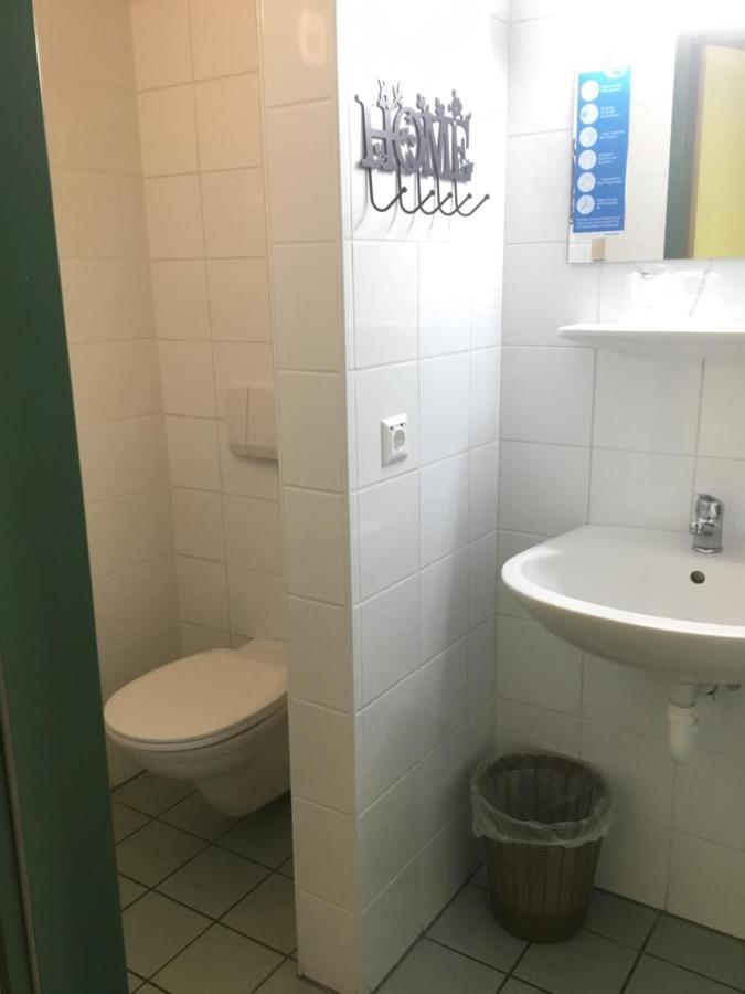 Junges Hotel Melk Bagian luar foto